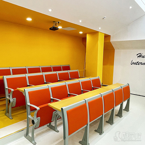 寰宇留学旗舰校区