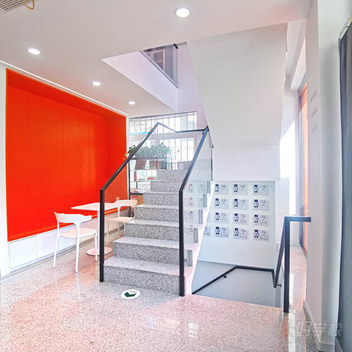 寰宇留学旗舰校区