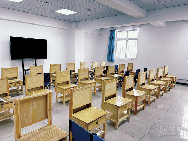 天一专升本卡梅隆