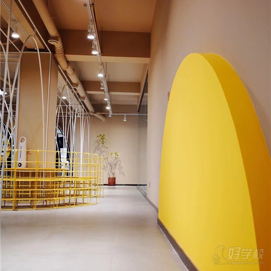 呼和服表模特咨询