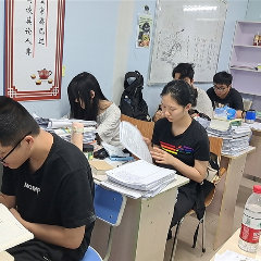 海口艺考文化课全科中班