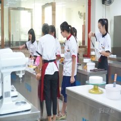 法兰克宝安校区