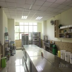 法兰克宝安校区