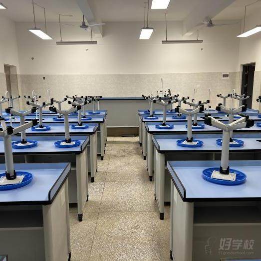 艺术高中教学点