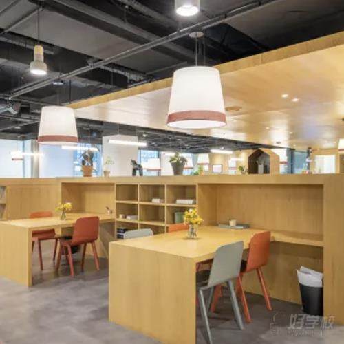 厦门到加拿大上课