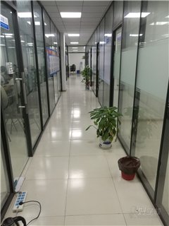 深圳龙华民治校区