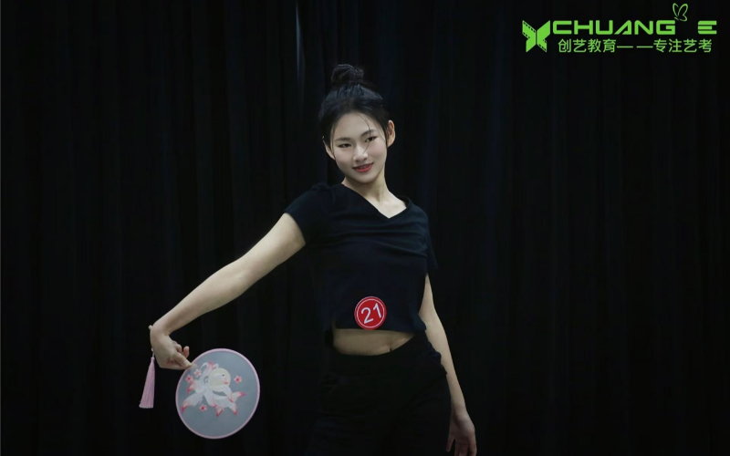 2027屆戲劇影視表演專(zhuān)業(yè)招生