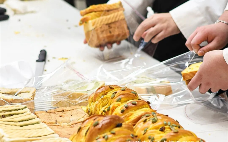 郑州面包烘焙甜点培训班