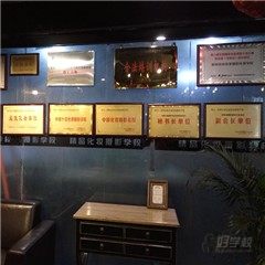 锦荣商贸城西南门