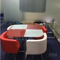 龙华新区民治校区