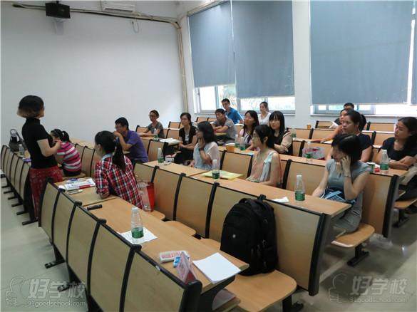 海珠新港西路校区