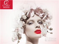 群丽彩妆摄影学校