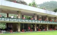 宝新高尔夫练习场