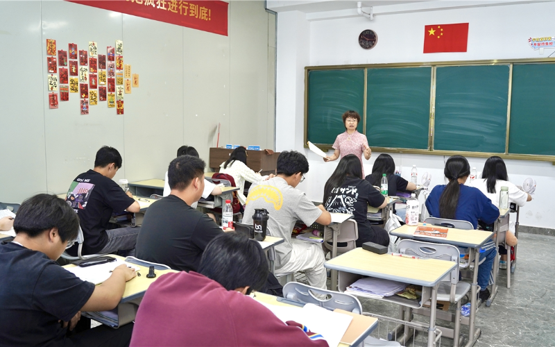福州高考复读辅导全日制小班