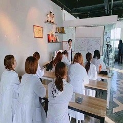 昆都仑包百校区