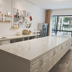 青秀荣和大地校区