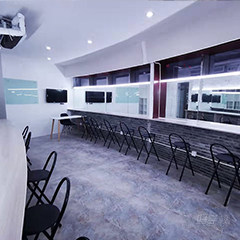 锣锅云龙大厦校区