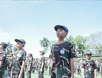 廣州青少年21天軍事蛻變訓(xùn)練營