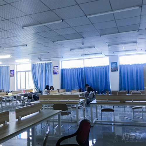 厦门北大青鸟校区