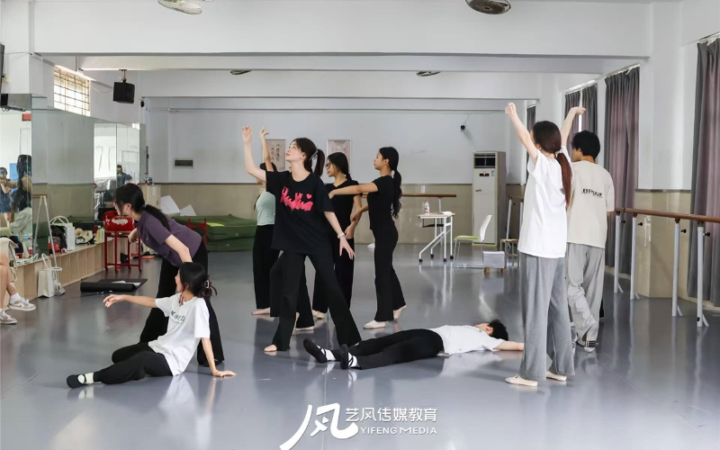 韶關影視表演傳媒藝考培訓班