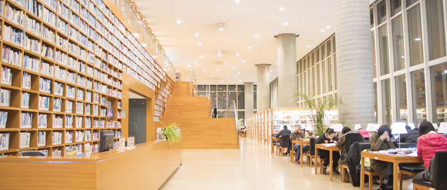 学校