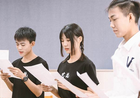 艺先传媒教育
