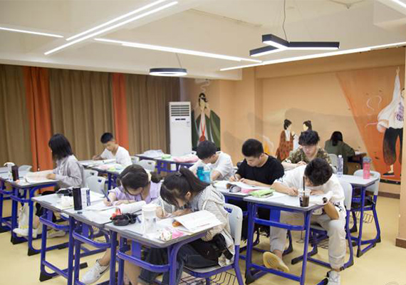西安爱琳艺考培训学校