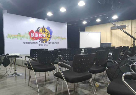 沈阳朗嘉传媒艺考培训学校