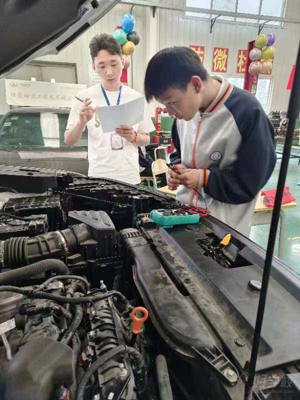 汽车电器实训区 (7