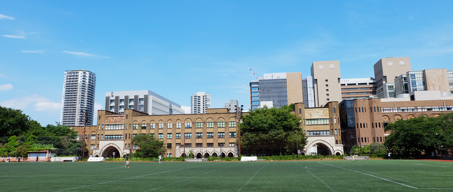 学校