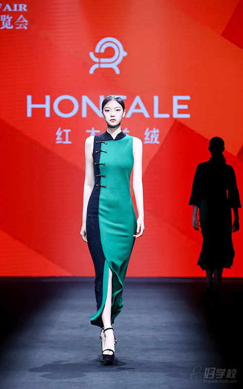 辛集首届时装周