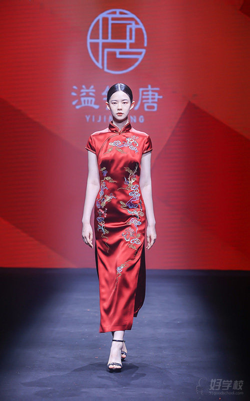 辛集首届时装周