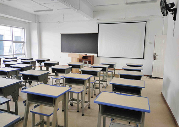学校