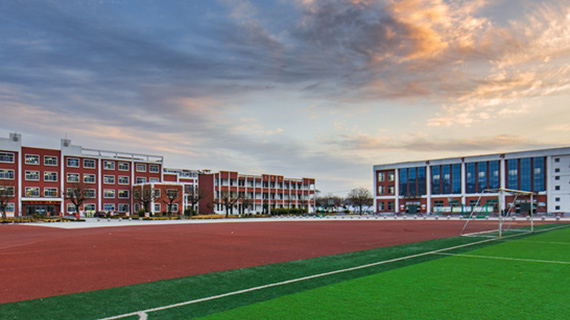 学校