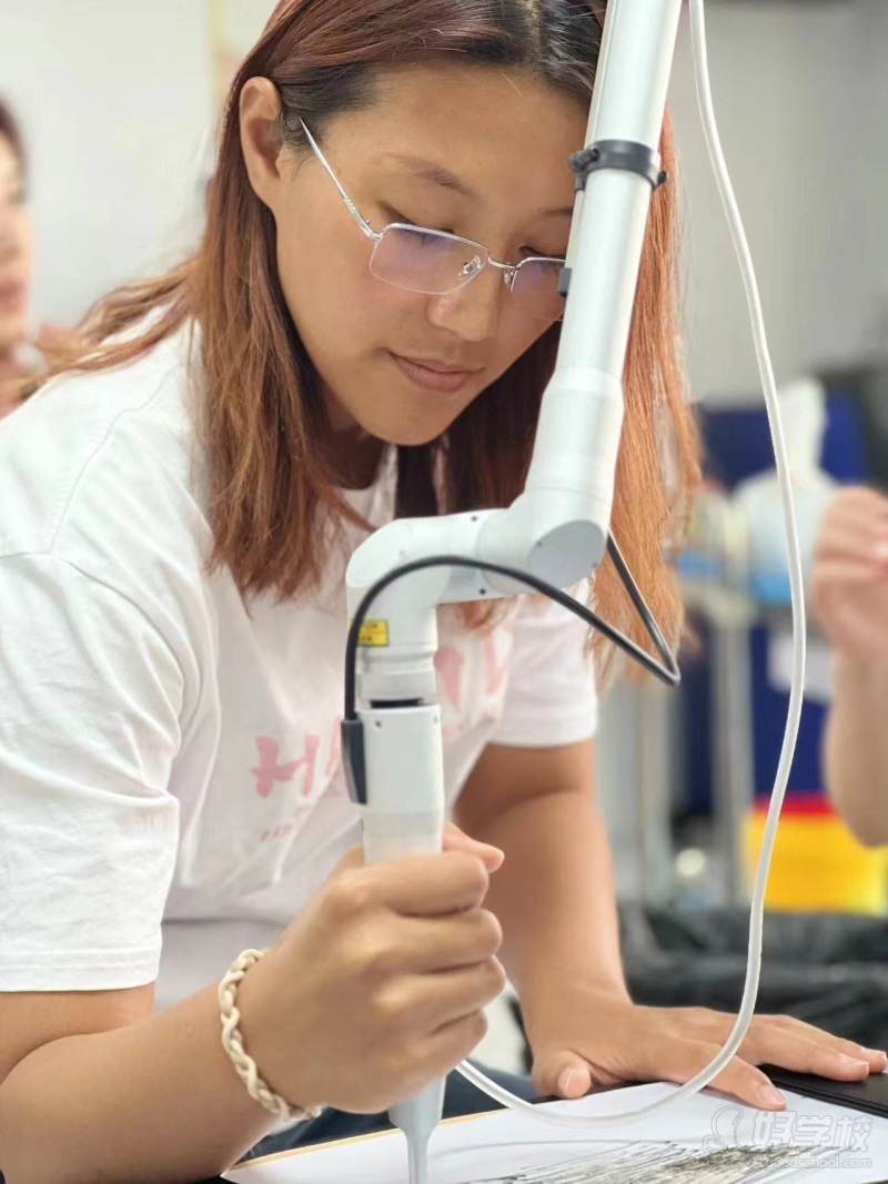 光电仪器操作培训记录