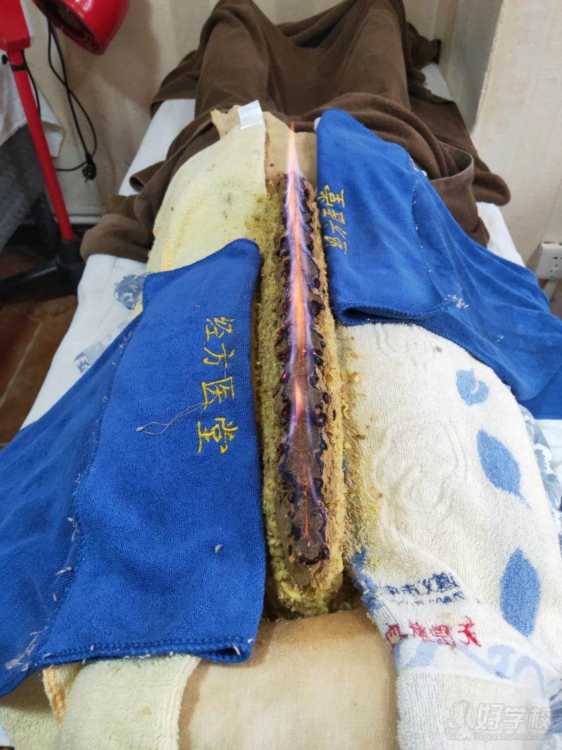 老中医诊断现场