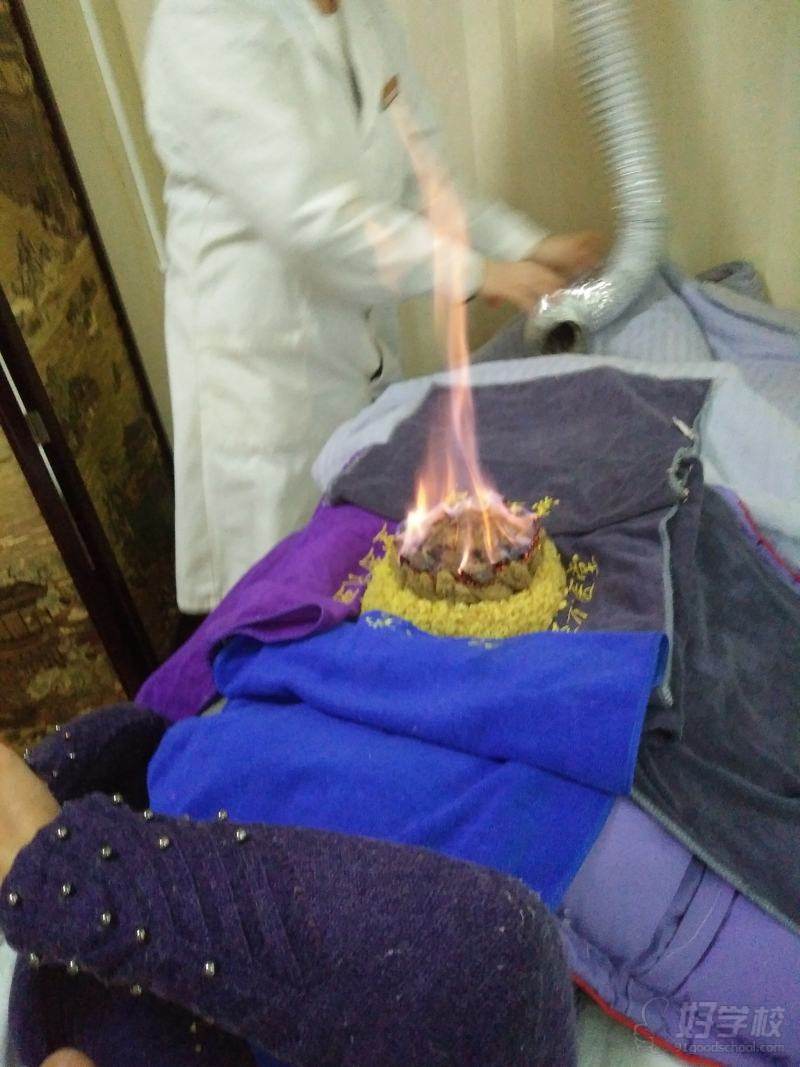 老中医诊断现场