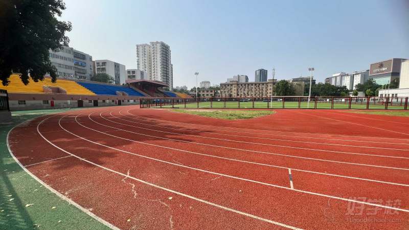 市体育场
