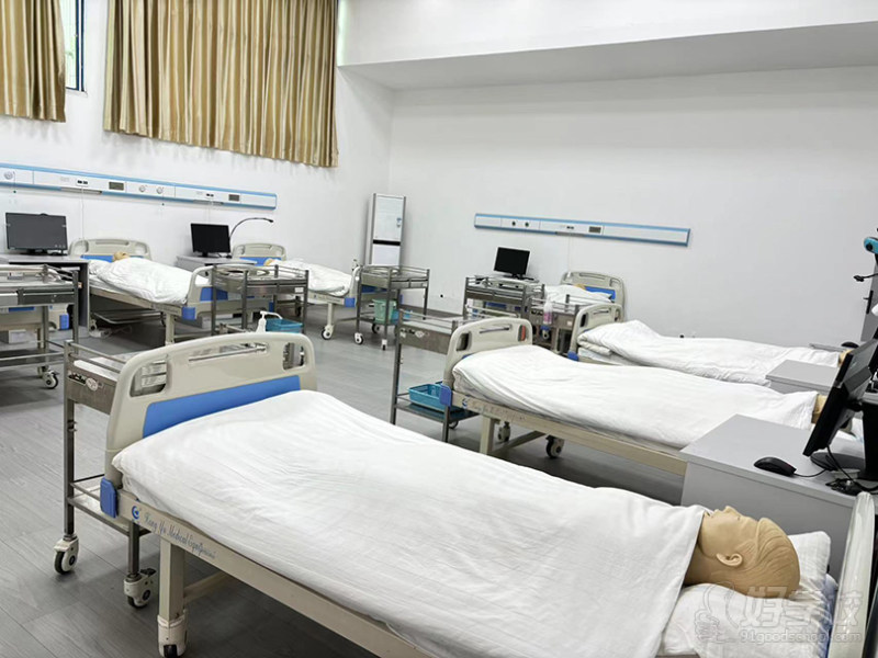 高级情景护理实训室