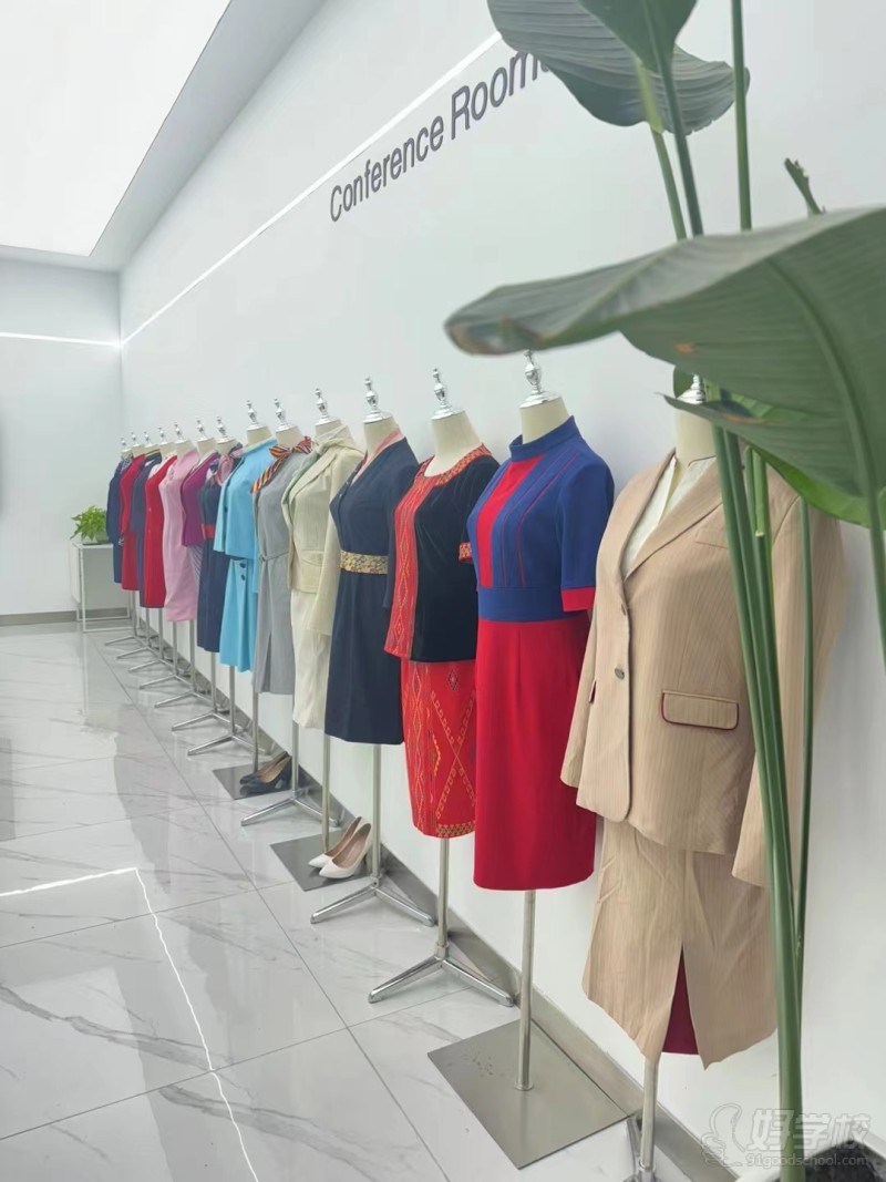 学校内部办公环境