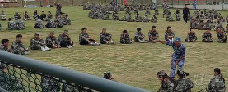 学生军训