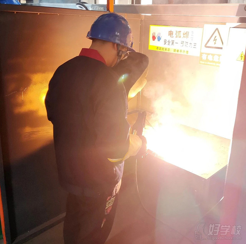 焊工