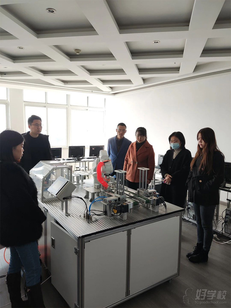 工业机器人系统操作员