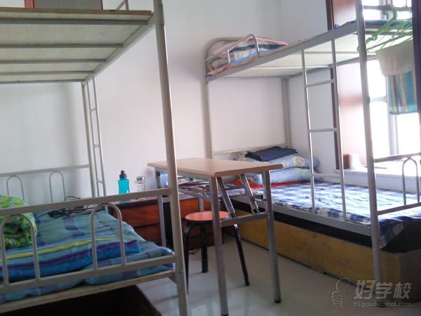 宿舍环境 