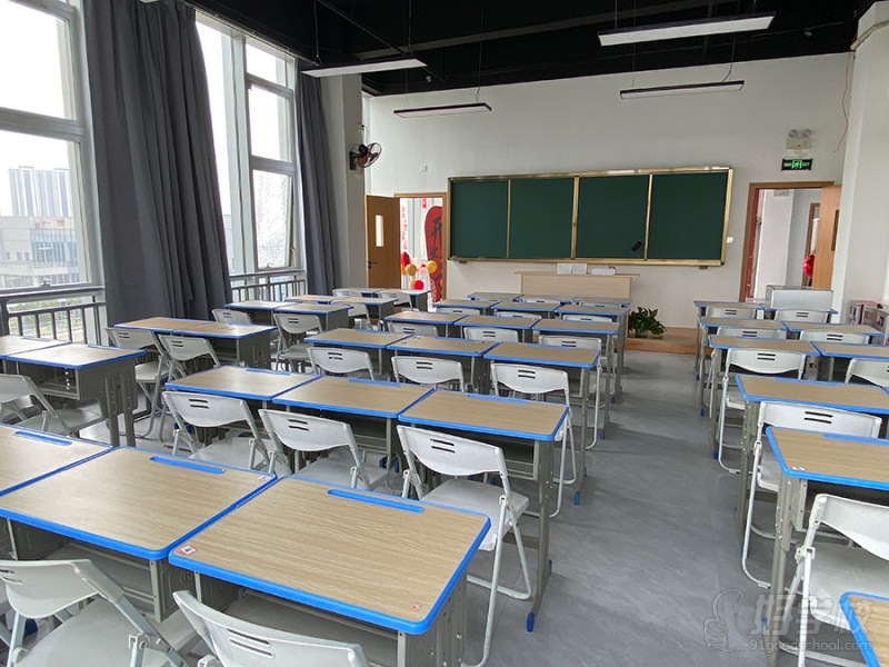 课室