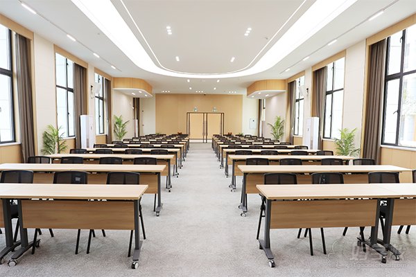 大教室