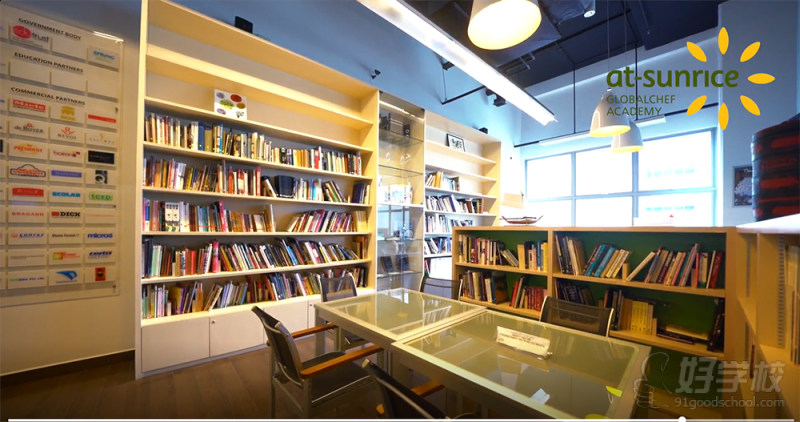 教室-图书馆