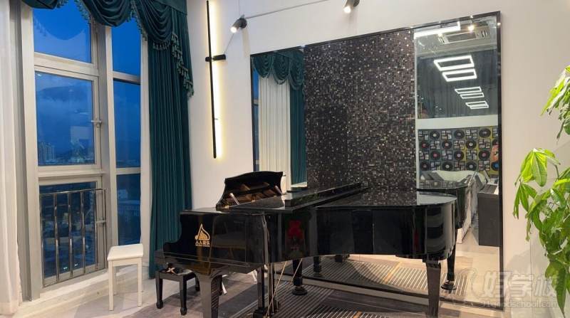 福田工作室环境