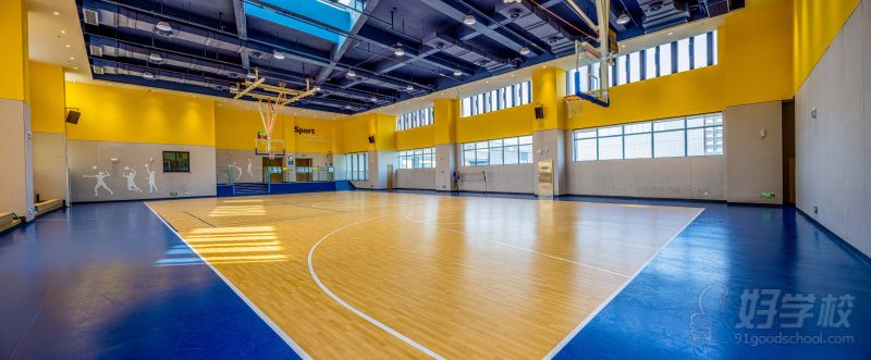 室内篮球馆