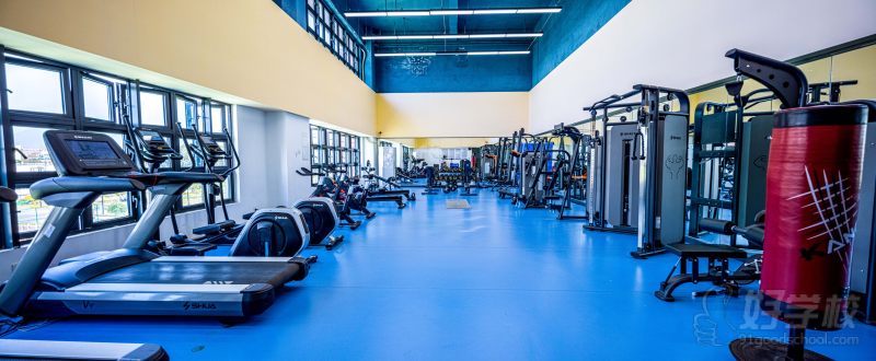 北健身房